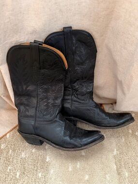Black Cowboy Boots